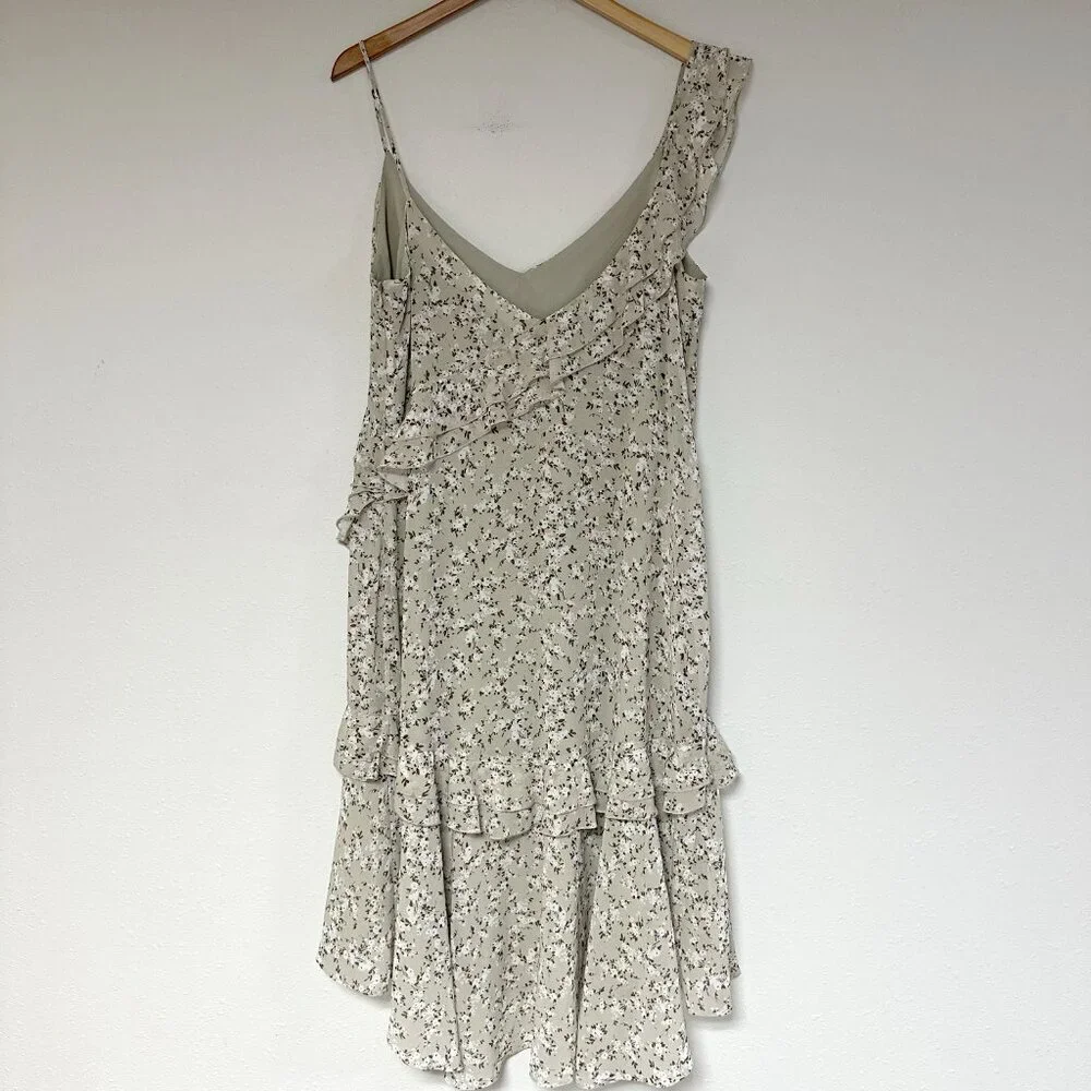 WAYF Morgana Tiered Ruffle Midi Dress - Picture 6 of 11